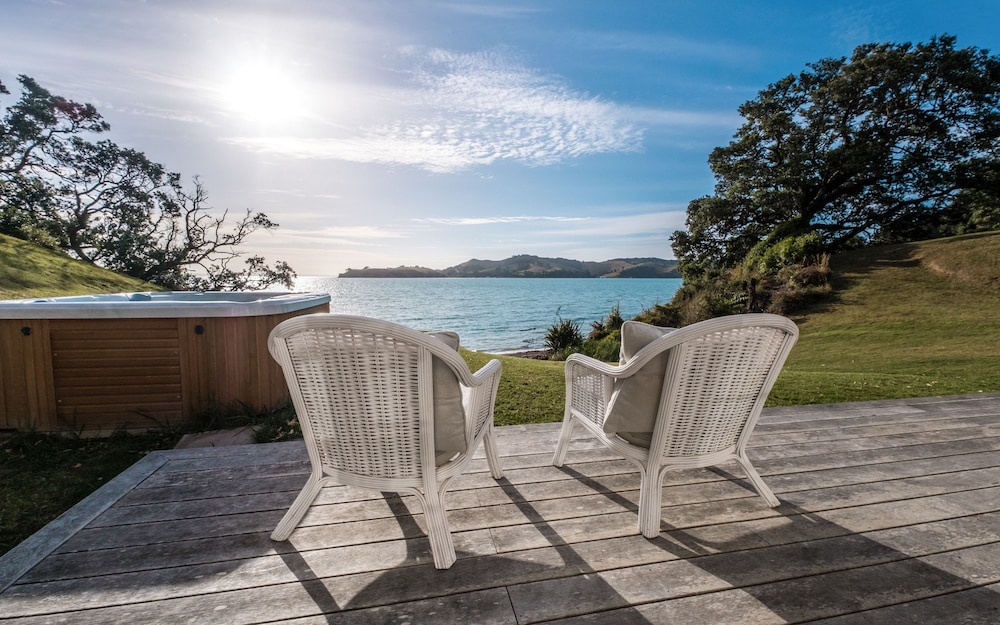 Waiheke Island, NZ Luxury & Getaways