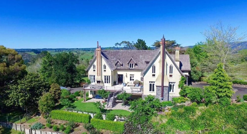 The French Country House, Luxury B&B Tauranga, View Retreats