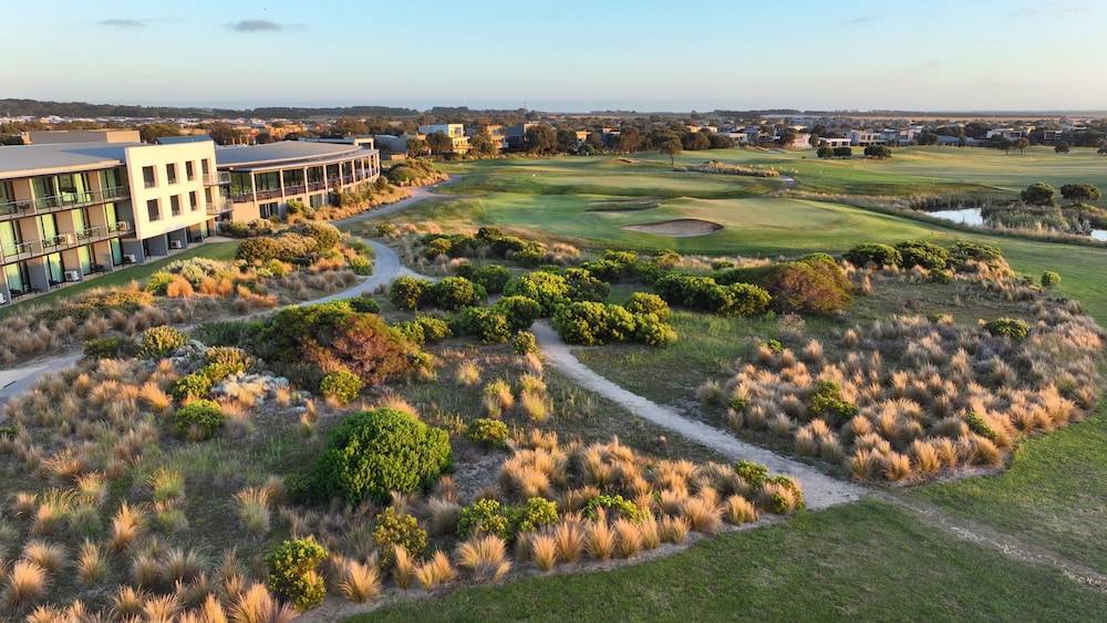 Book The Sands Torquay - Luxury Resort Great Ocean Road, VIC