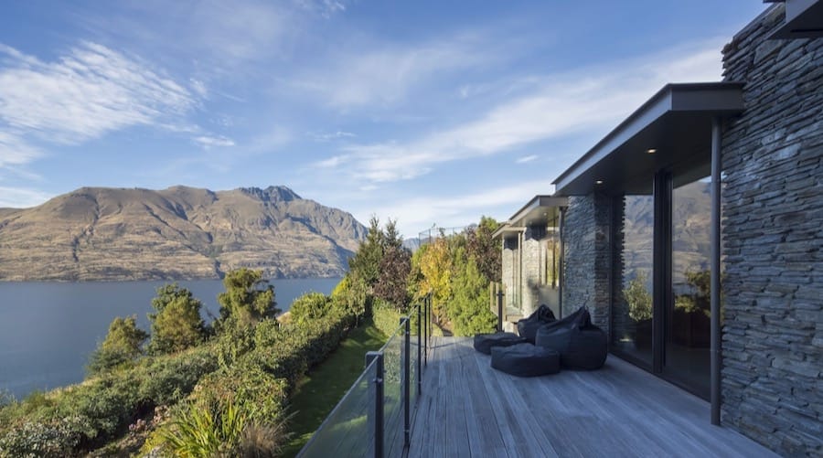 A NEW ZEALAND SKI HOLIDAY // THE BEST LUXURY STAYS IN QUEENSTOWN – Luxe  Surf Style