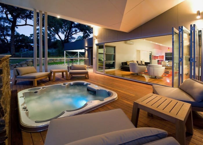 Top Romantic Getaways In Victoria View Retreats