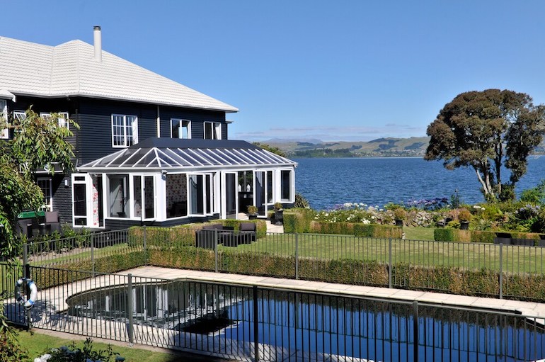 Black Swan Lakeside Boutique Hotel is a great weekend getaway from Auckland especially for families, has an outdoor pool and manicured gardens