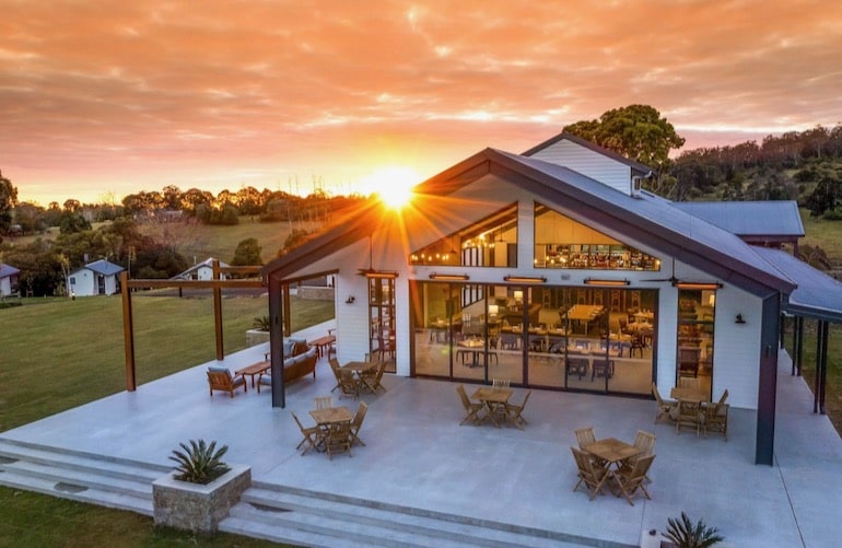 Country weekend getaways from Brisbane at Hazelwood Estate's luxury pavillion.