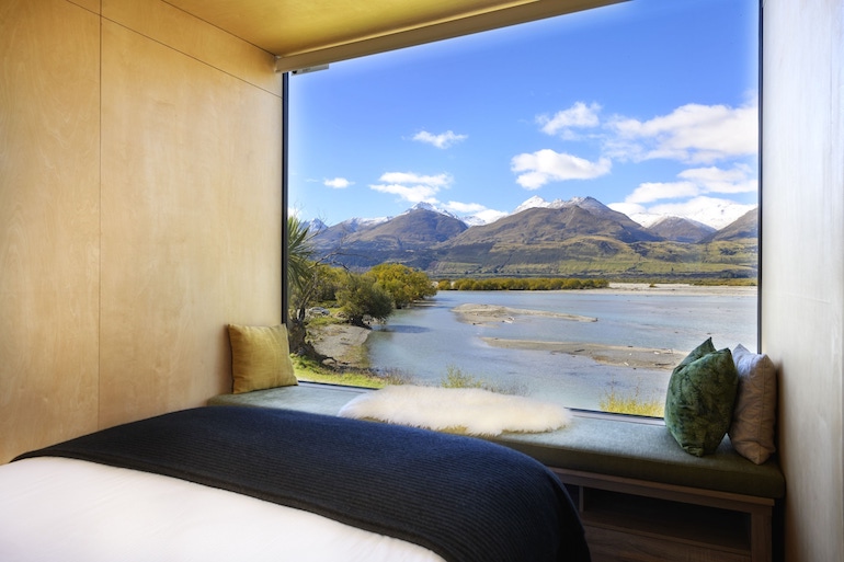 Picture window at one of EcoScapes's pods overlooking Lake Wakatipu