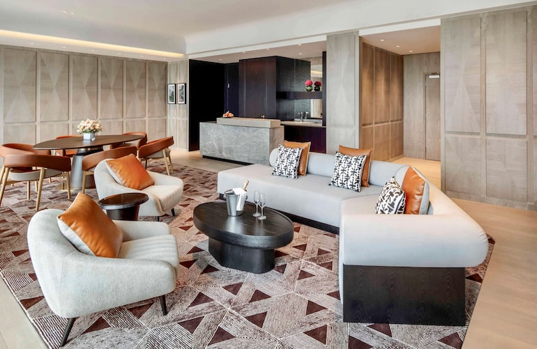 Fairmont Singapore - Best luxury hotels in Singapore