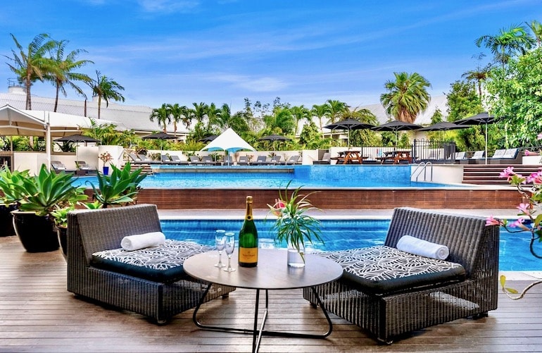 Outdoor pools at Shangri-La the Marina, Cairns