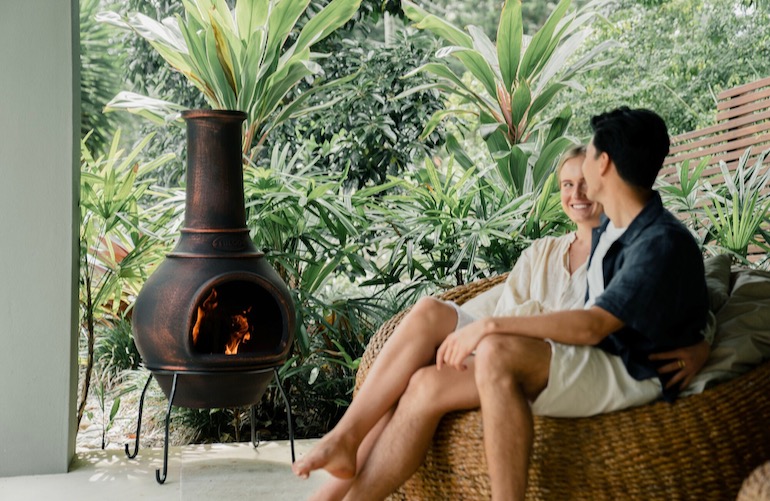Couple relaxing at Cape Byron Retreat